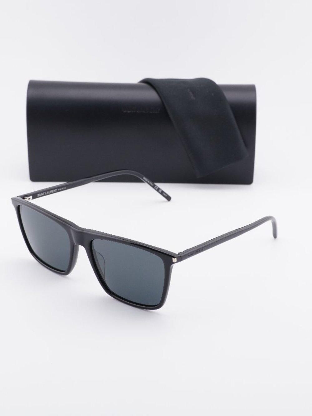Saint Laurent SL668 001 Square Sunglasses - Black \ Black